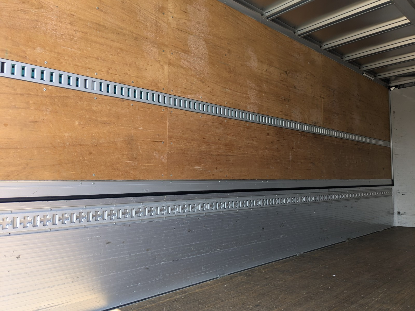 日野 レンジャー 2PG-FD2ABG(2WD)の写真15