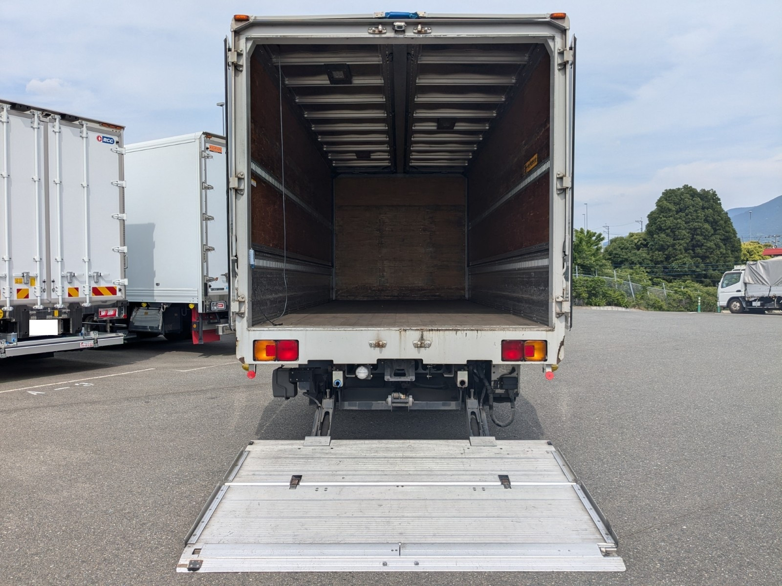 日野 レンジャー TKG-FD9JLAA(2WD)の写真9