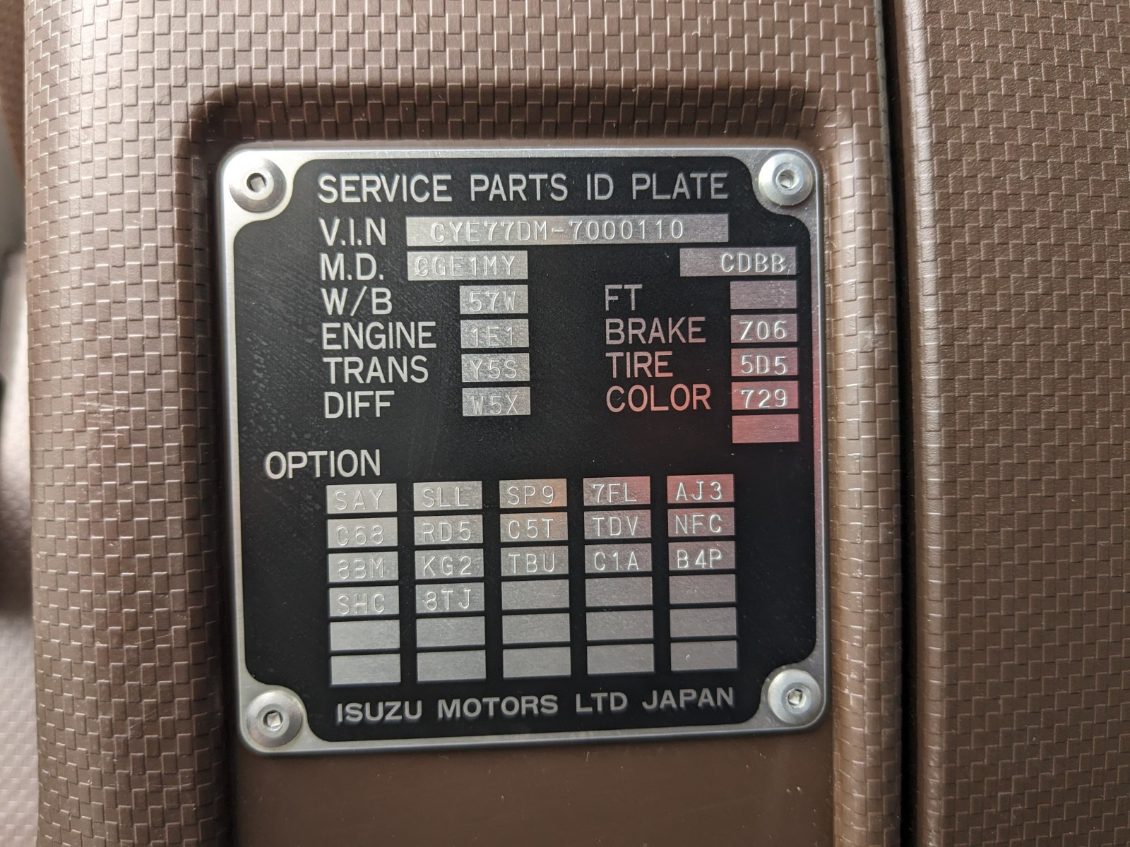 いすゞ ギガ 2PG-CYE77DM(6x2)の写真2