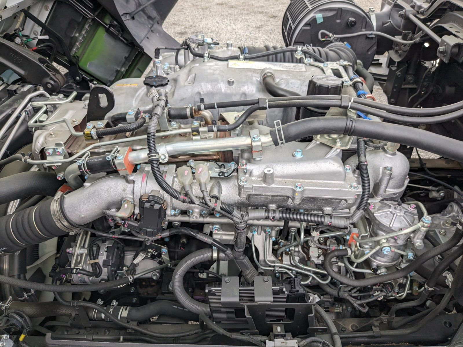 いすゞ ギガ 2PG-CYE77DM(6x2)の写真36