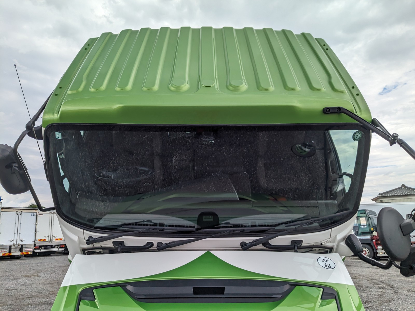 いすゞ ギガ 2PG-CYE77DM(6x2)の写真38