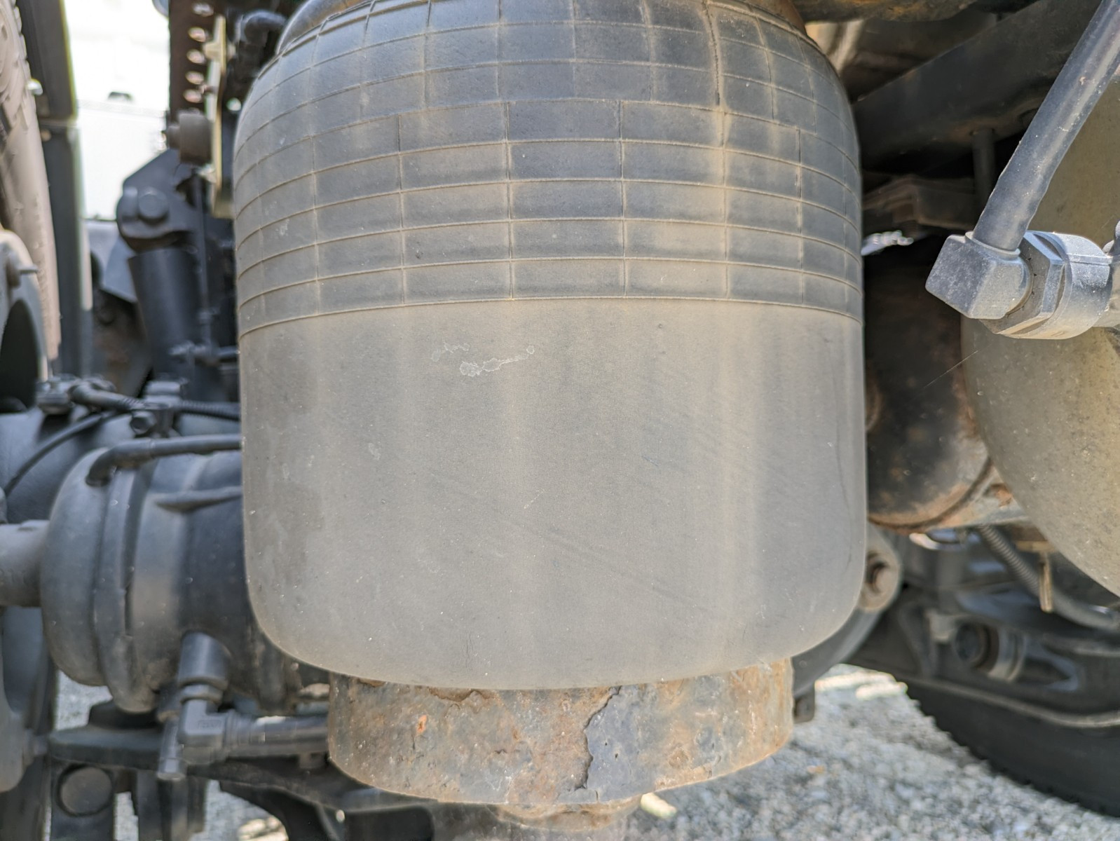 日野 プロフィア QPG-SH1EDDG(2WD)の写真17