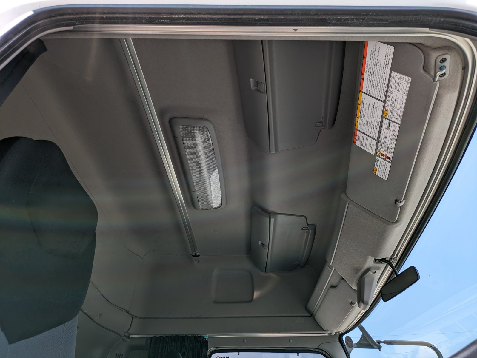 日野 プロフィア QPG-SH1EDDG(2WD)の写真26