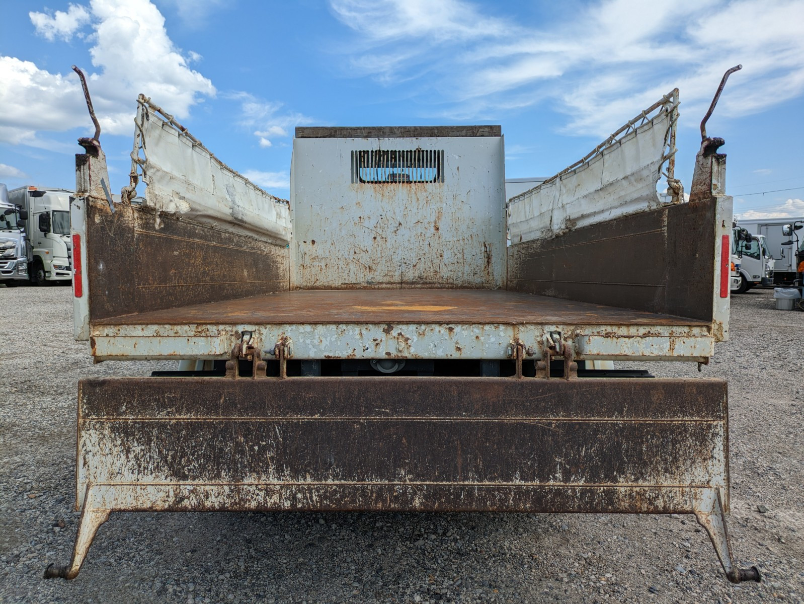 三菱 キャンター TKG-FBA30(2WD)の写真12