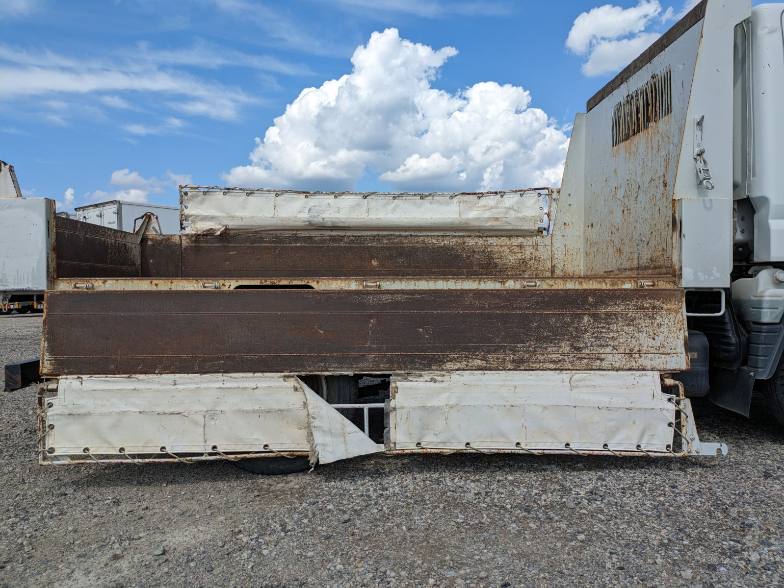 三菱 キャンター TKG-FBA30(2WD)の写真30