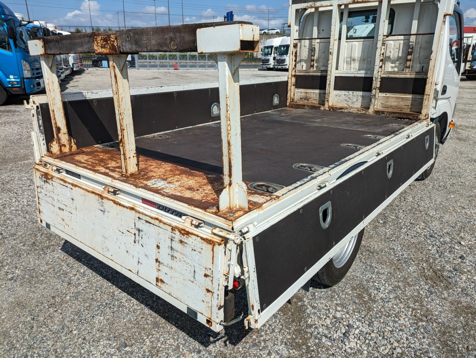 日野 デュトロ TPG-XZU605M(2WD)の写真18