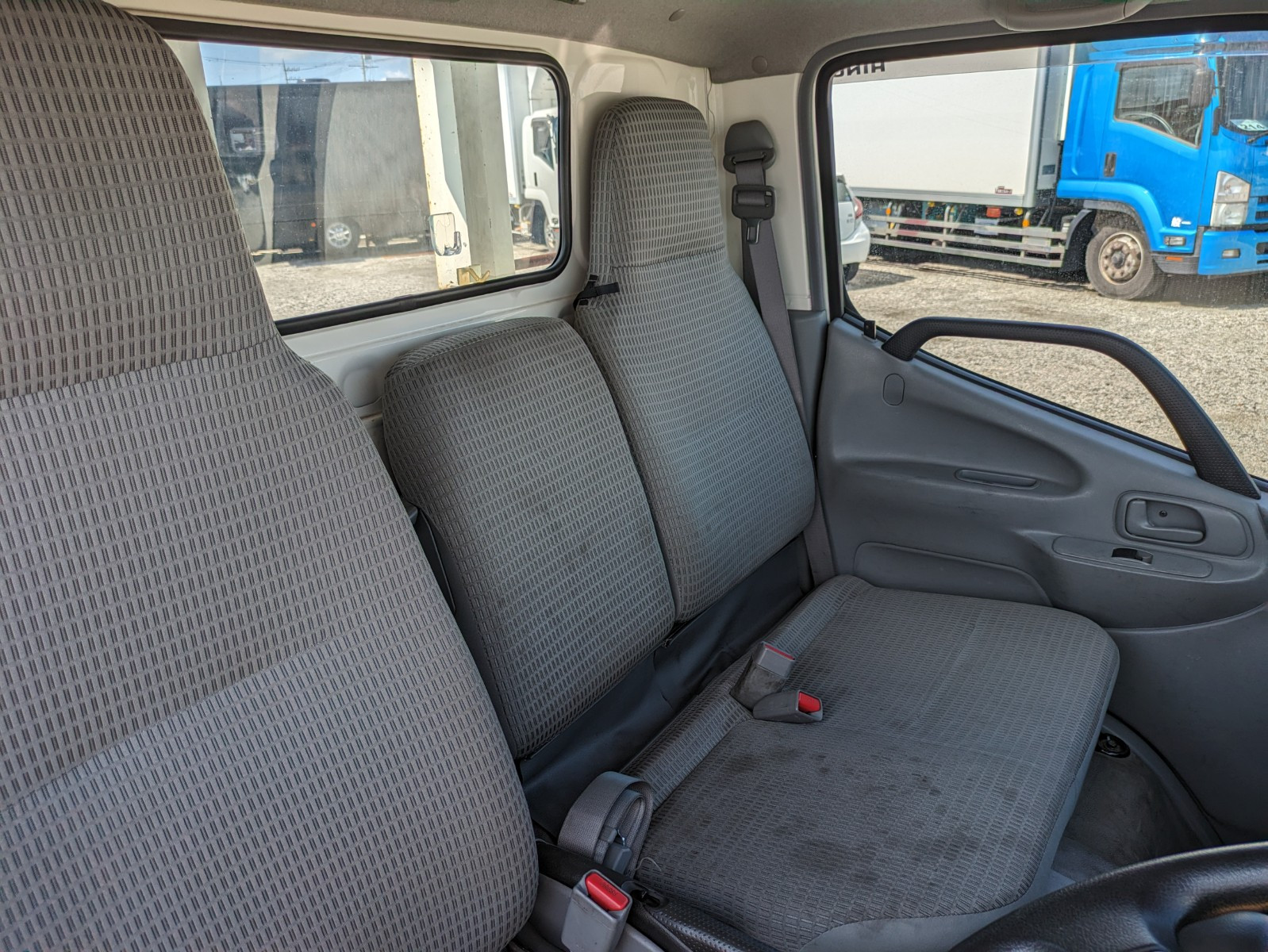 日野 デュトロ TPG-XZU605M(2WD)の写真29