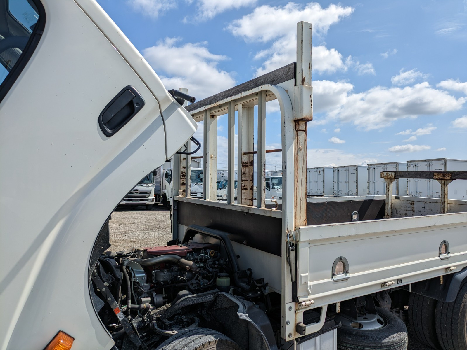 日野 デュトロ TPG-XZU605M(2WD)の写真34