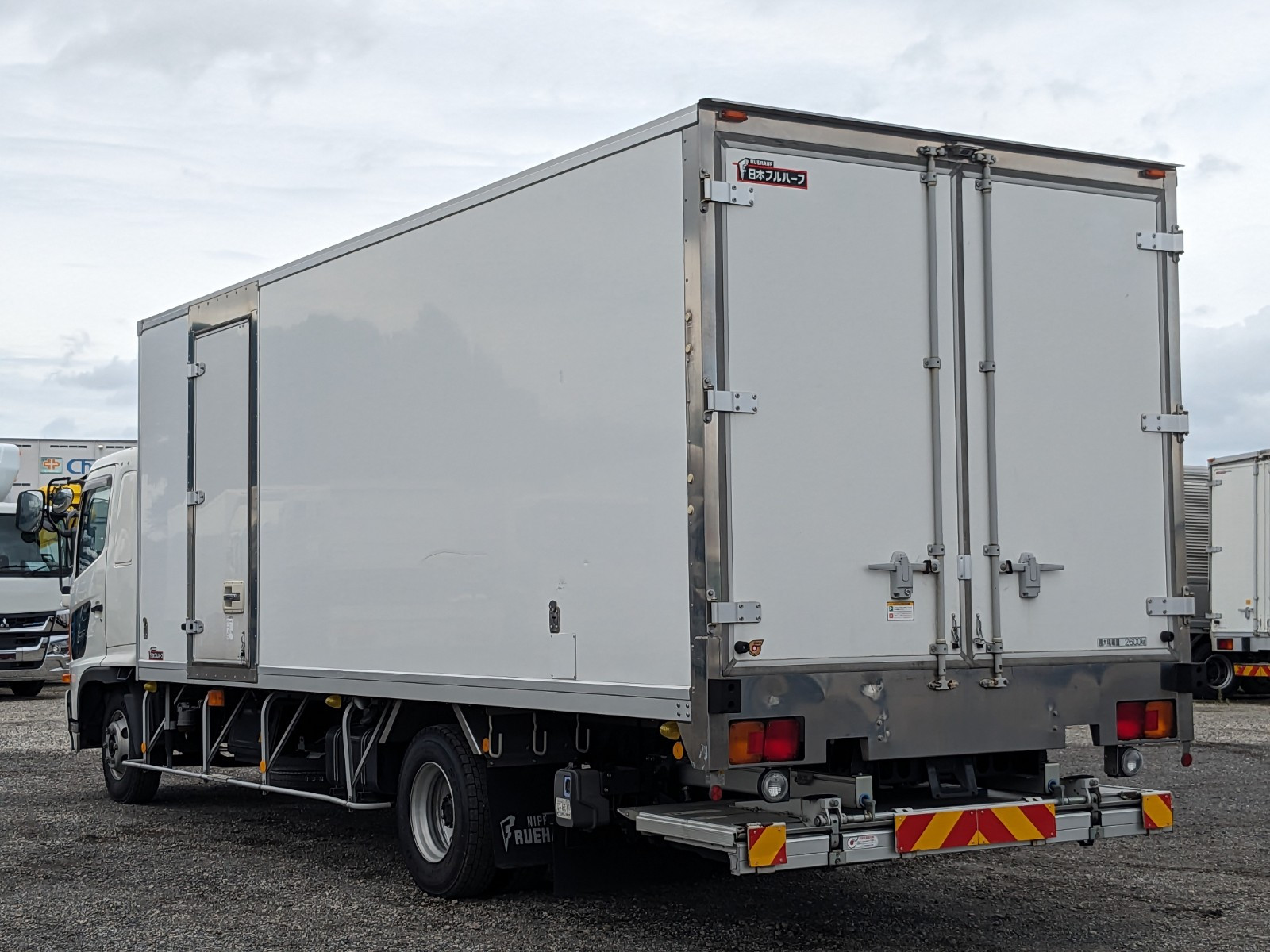 日野 レンジャー TKG-FD9JLAA(2WD)の写真4