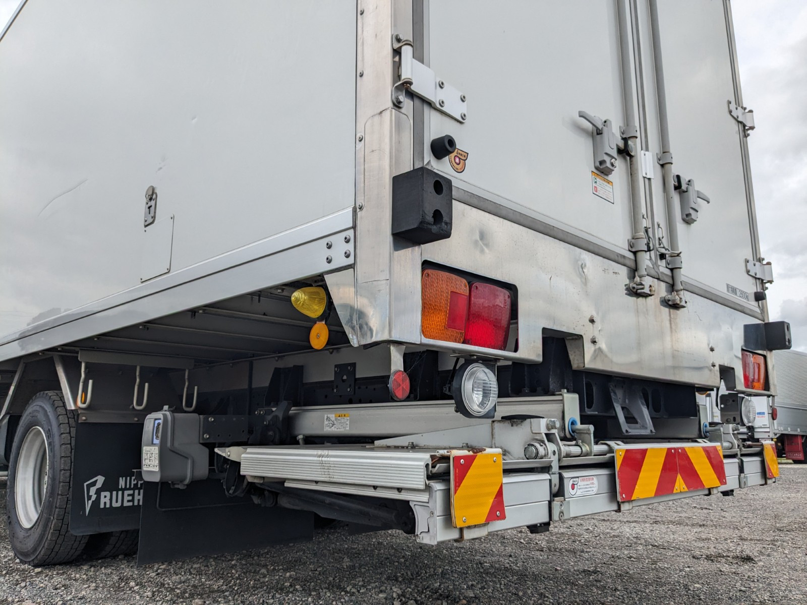 日野 レンジャー TKG-FD9JLAA(2WD)の写真8