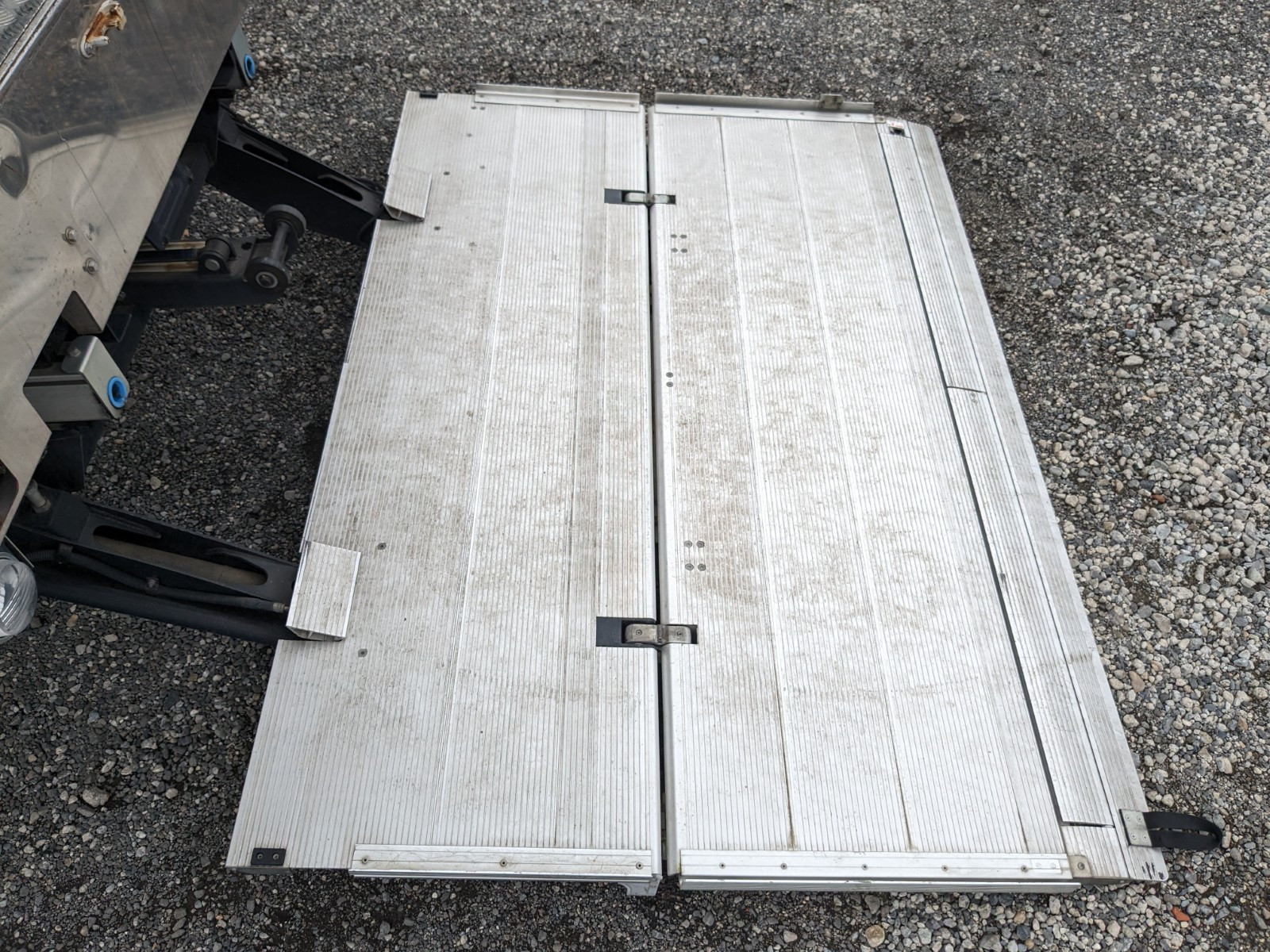 日野 レンジャー TKG-FD9JLAA(2WD)の写真12