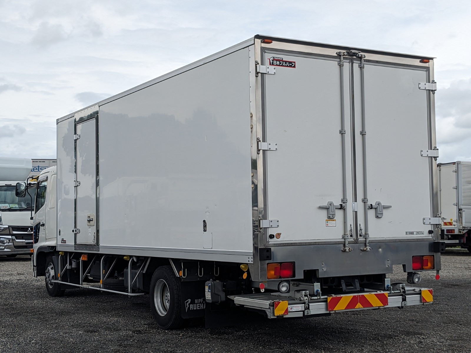 日野 レンジャー TKG-FD9JLAA(2WD)の写真4