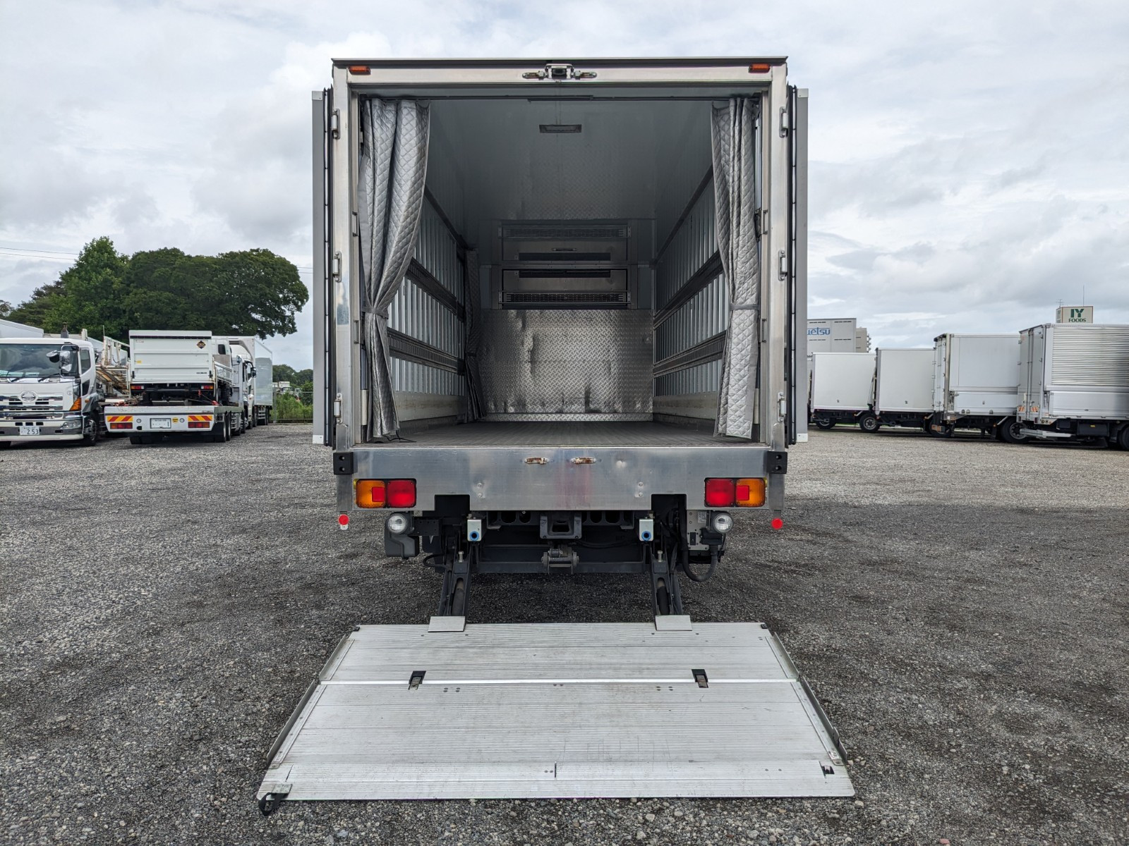 日野 レンジャー TKG-FD9JLAA(2WD)の写真11