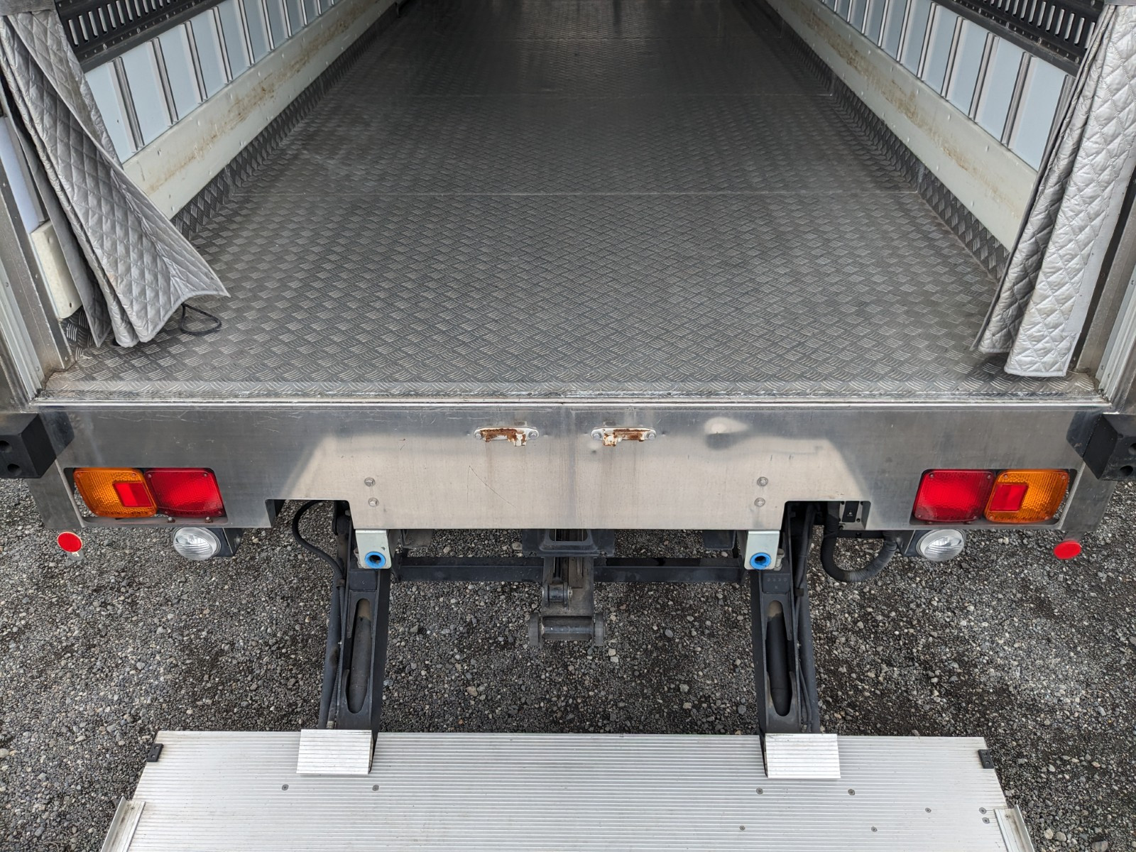 日野 レンジャー TKG-FD9JLAA(2WD)の写真14