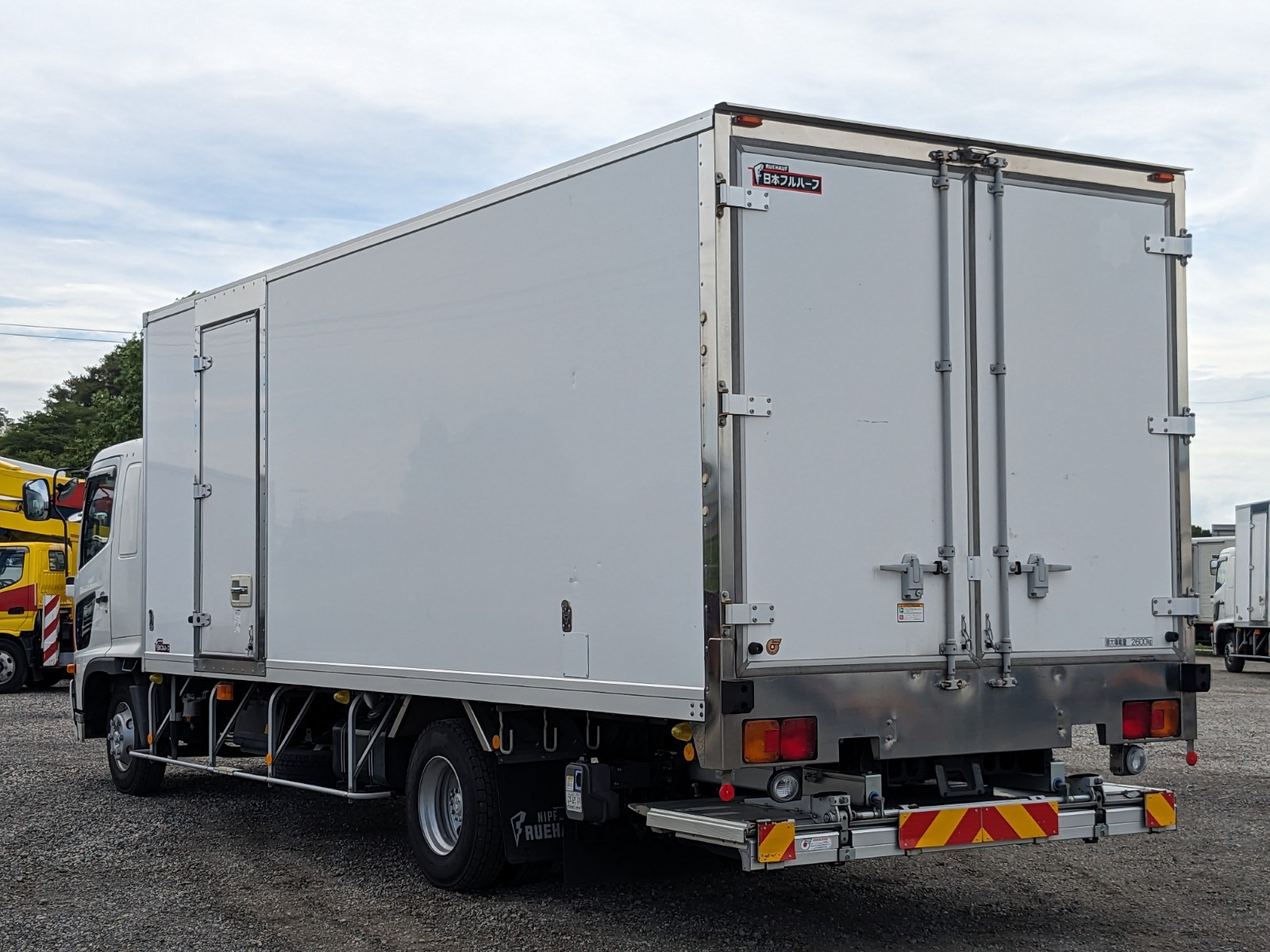 日野 レンジャー TKG-FD9JLAA(2WD)の写真4