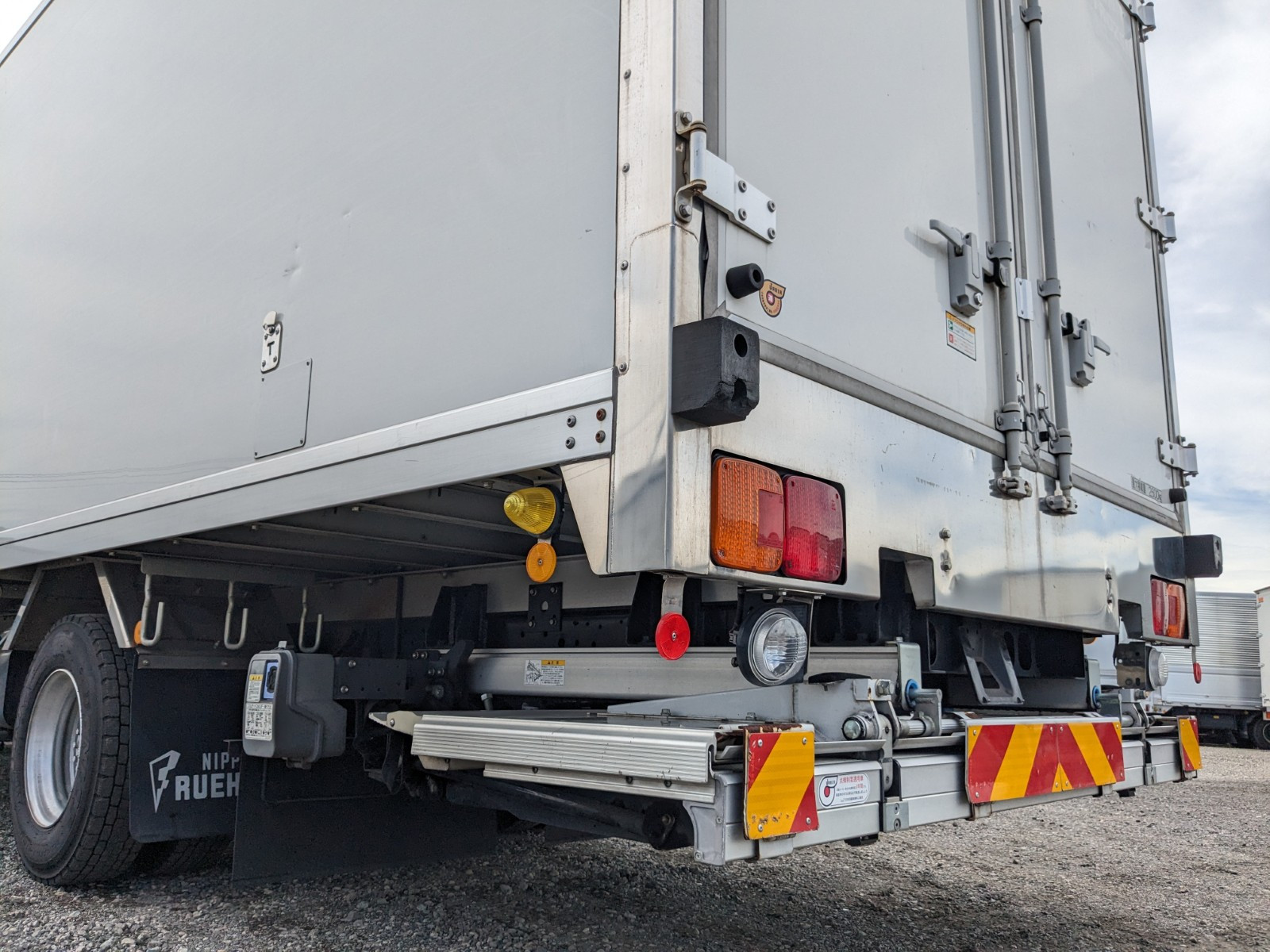 日野 レンジャー TKG-FD9JLAA(2WD)の写真8