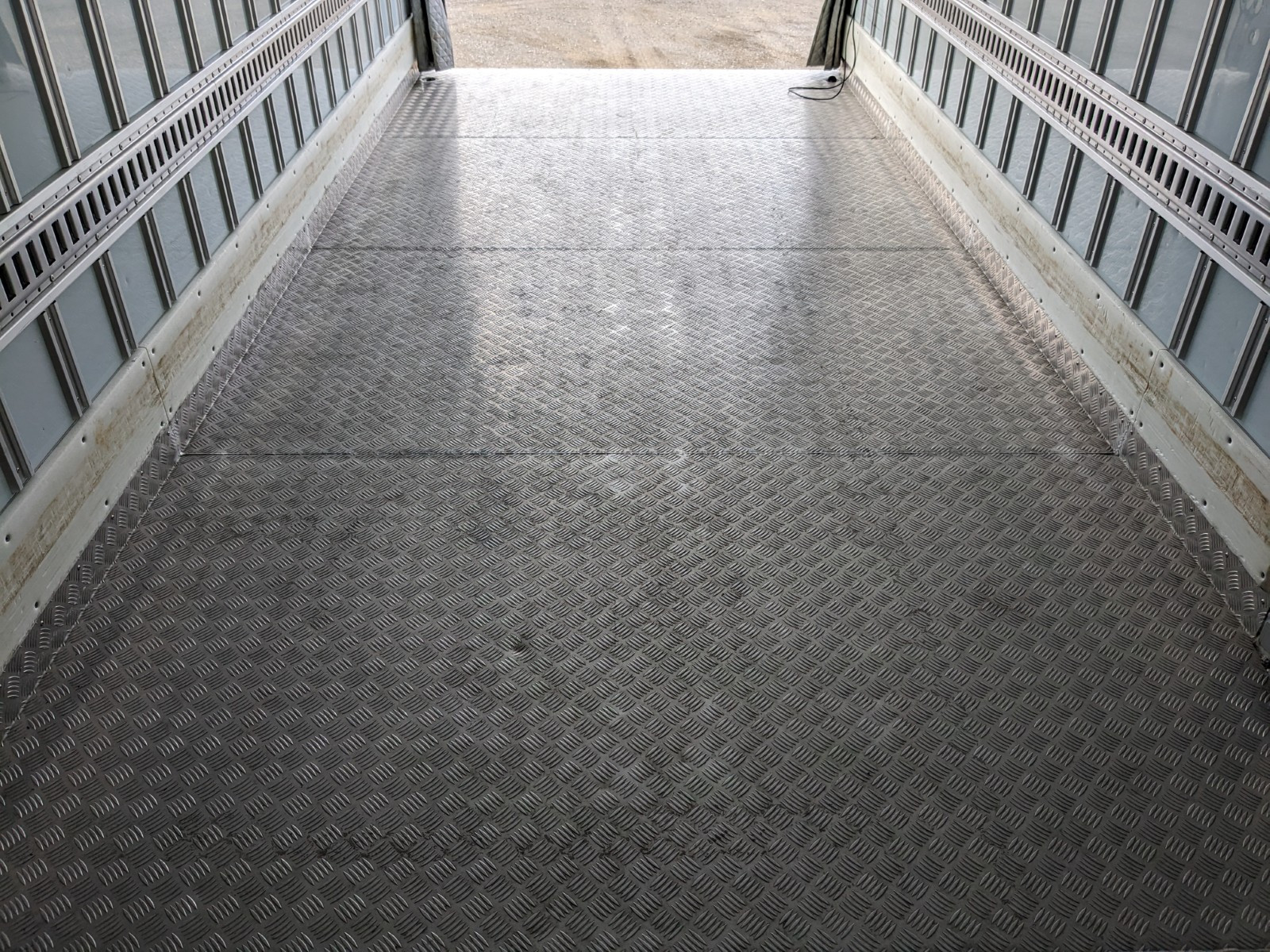 日野 レンジャー TKG-FD9JLAA(2WD)の写真22