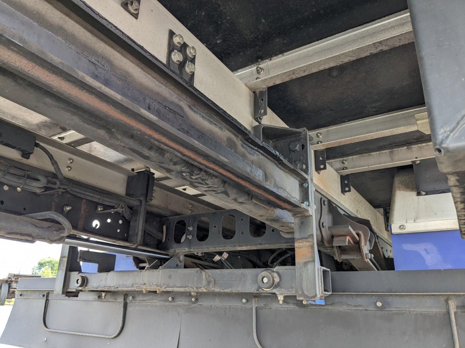 日野 レンジャー 2KG-FC2ABA(2WD)の写真35