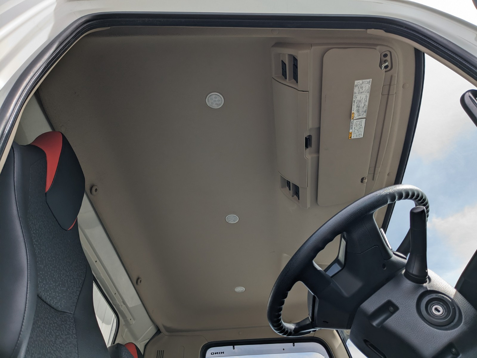 日野 レンジャー 2KG-FC2ABA(2WD)の写真39