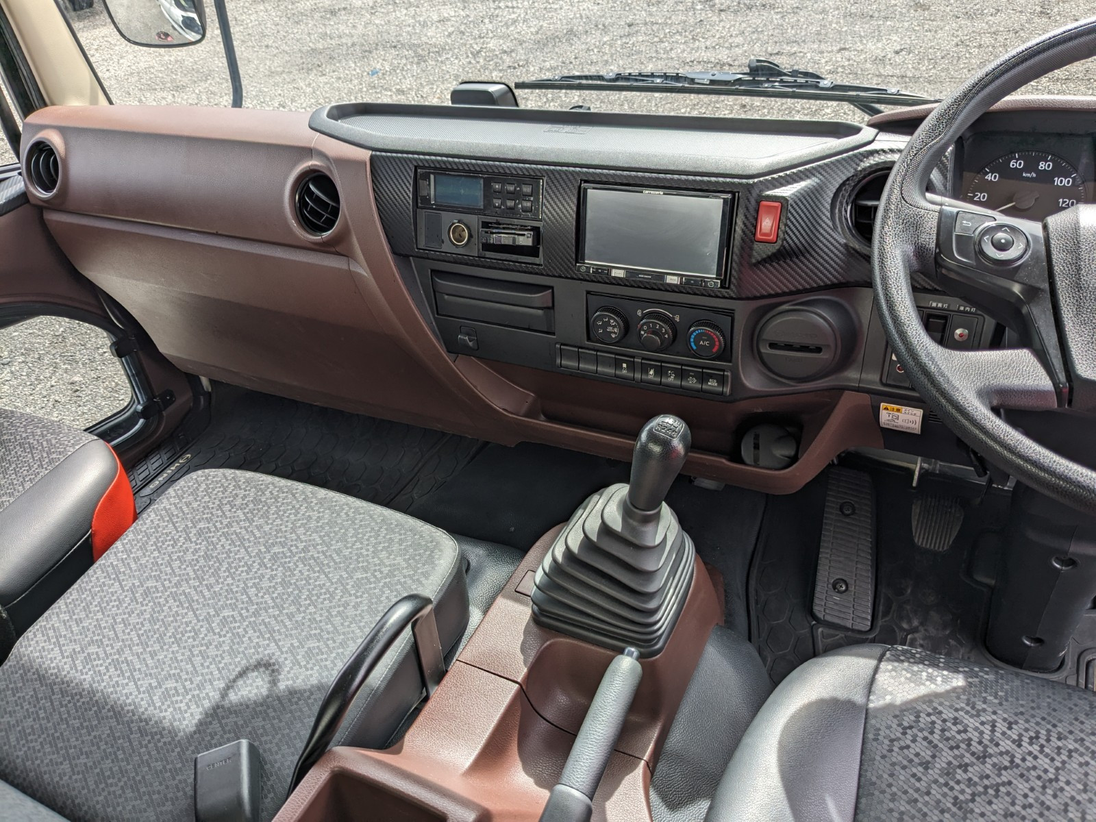 日野 レンジャー 2KG-FC2ABA(2WD)の写真41