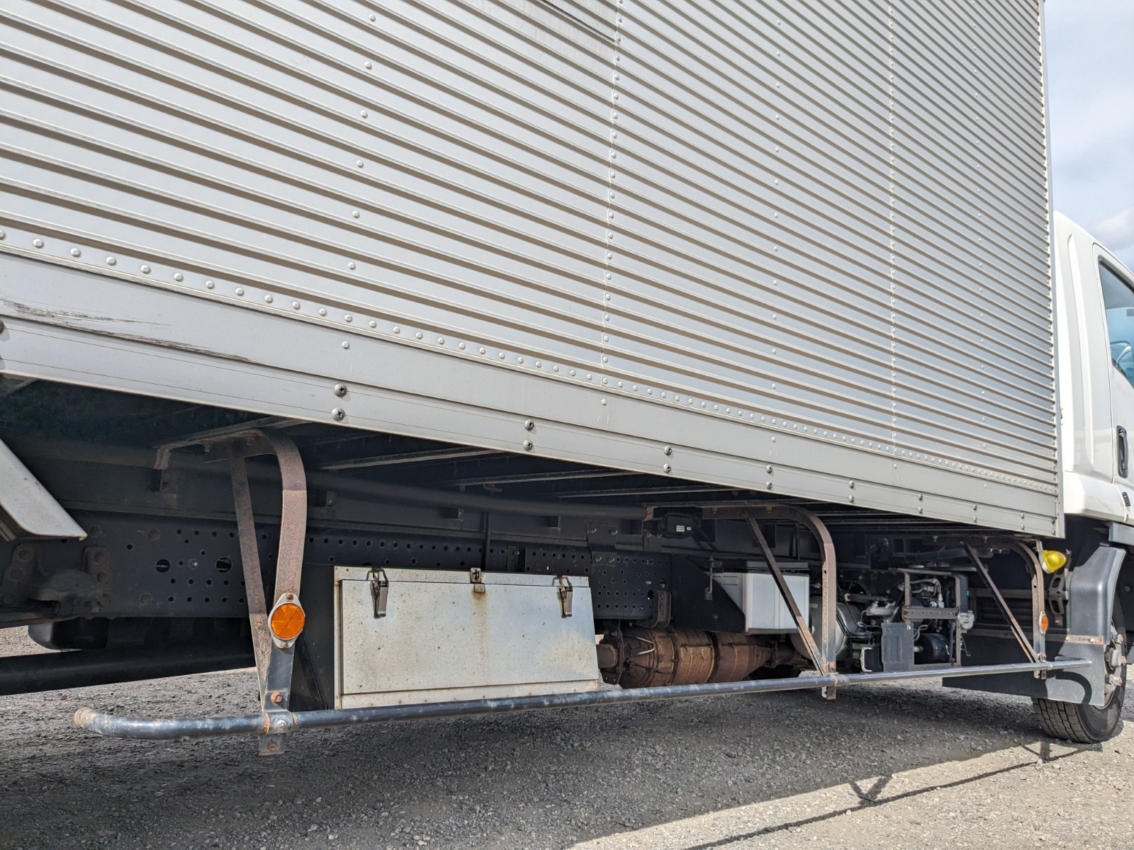 いすゞ フォワード TKG-FRR90S2(2WD)の写真37