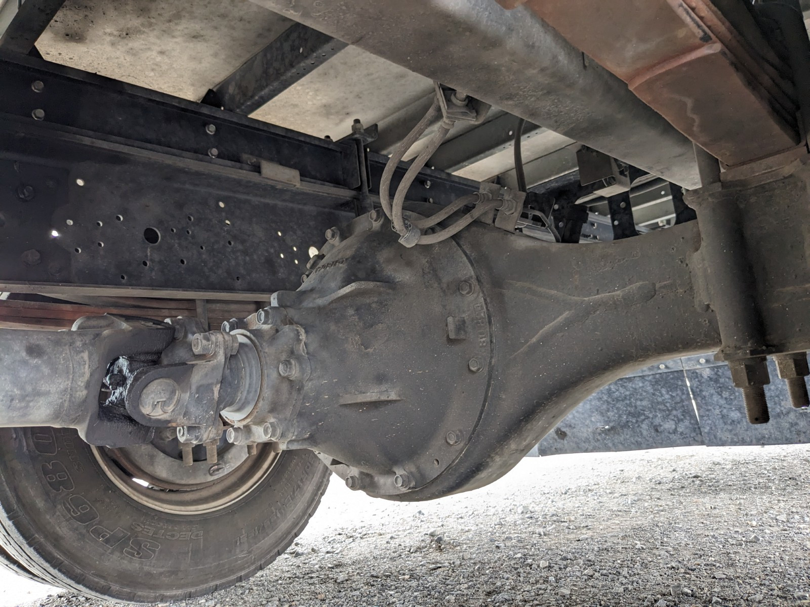 いすゞ フォワード 2PG-FRR90S2(2WD)の写真27