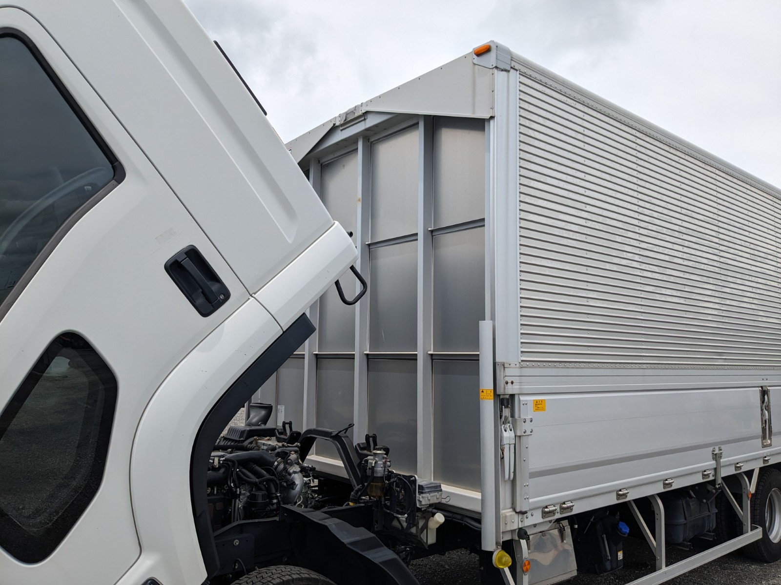 いすゞ フォワード 2PG-FRR90S2(2WD)の写真46