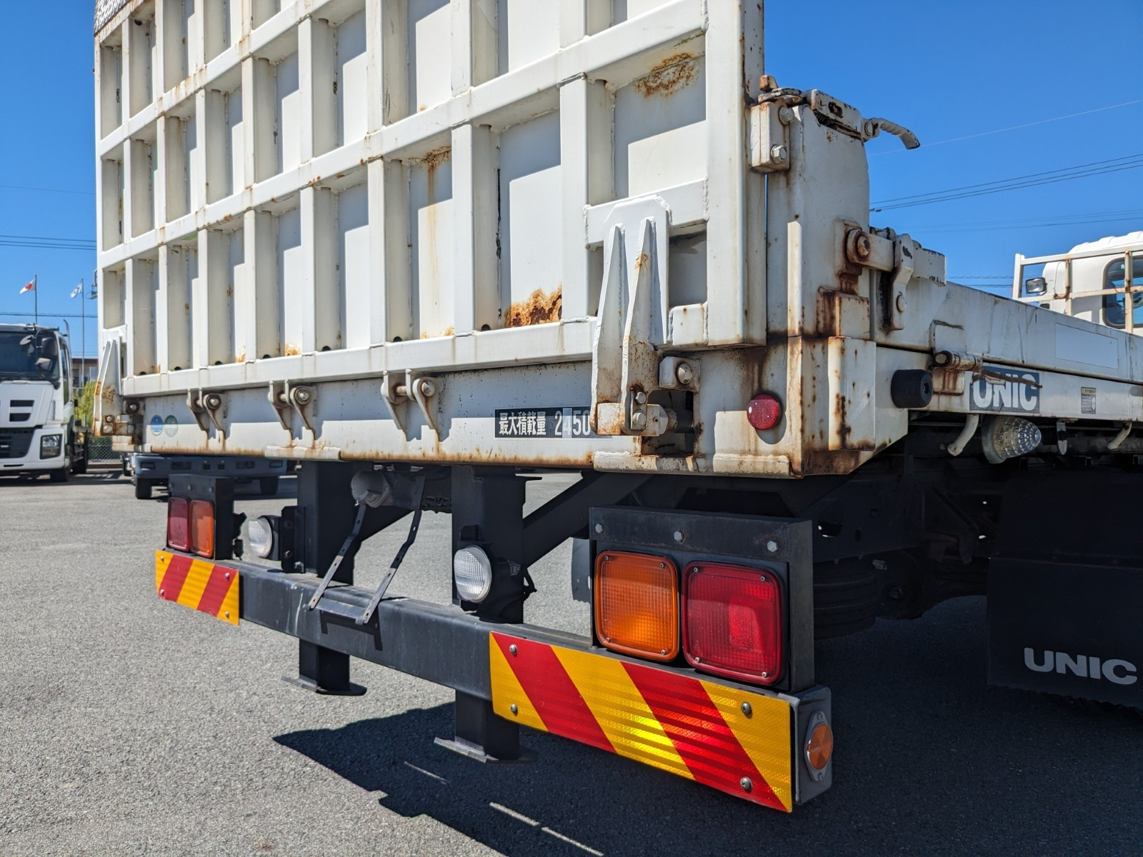 いすゞ フォワード TKG-FRR90S1(2WD)の写真7