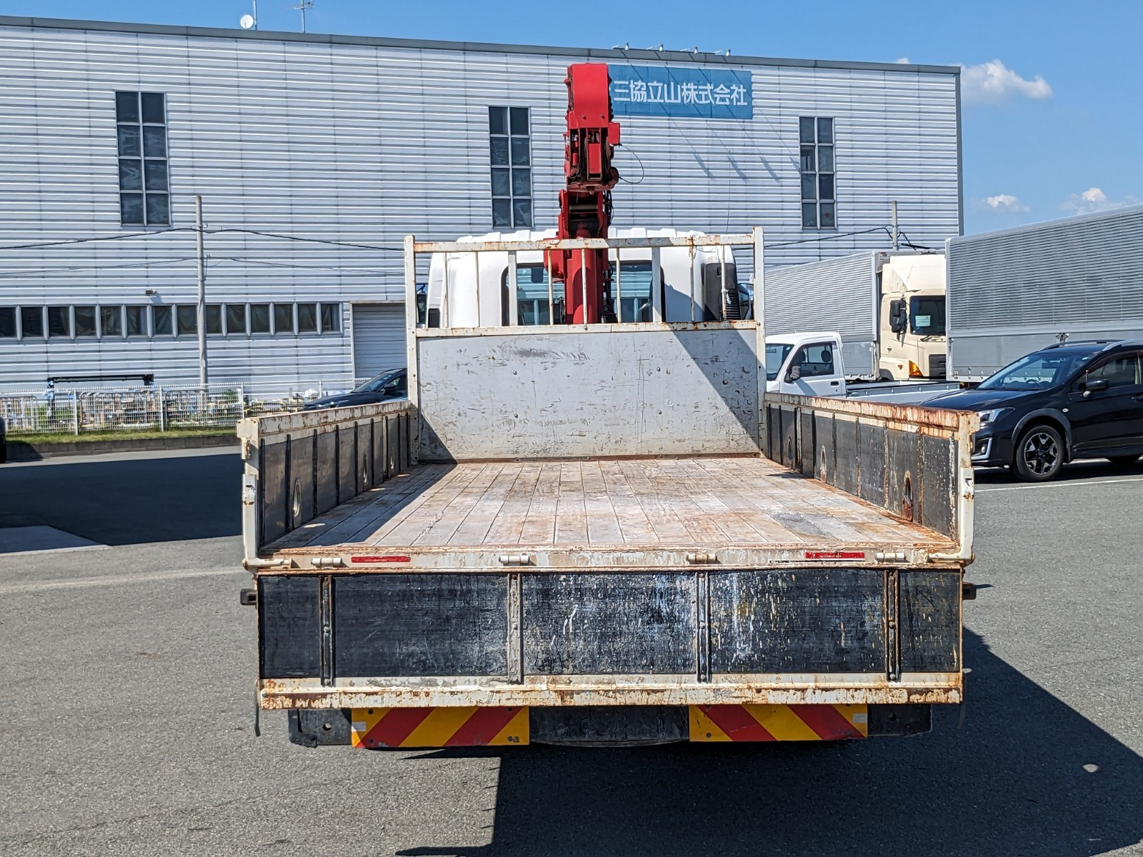 いすゞ フォワード 2PG-FRR90S1(2WD)の写真9