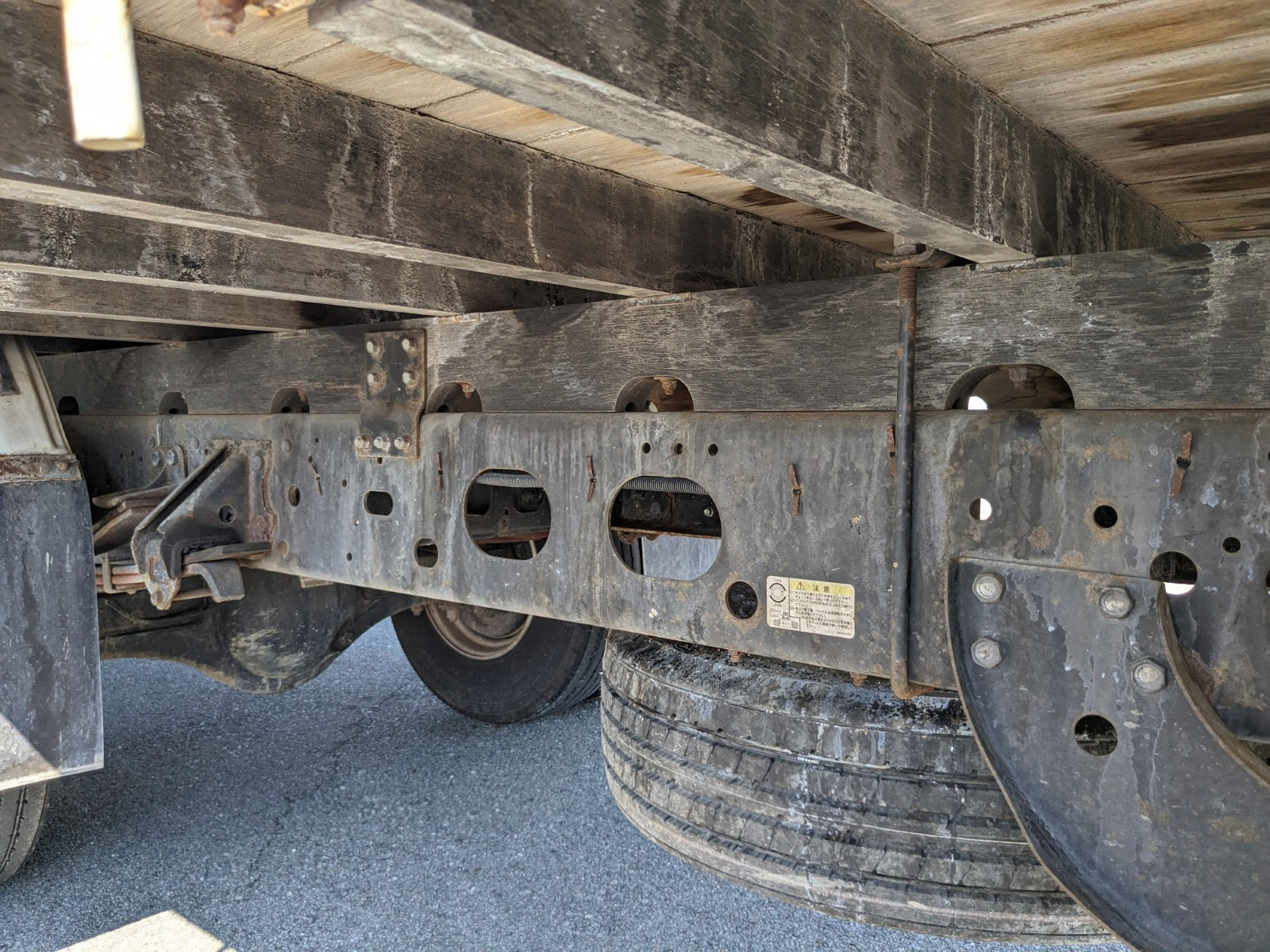 いすゞ フォワード 2PG-FRR90S1(2WD)の写真10