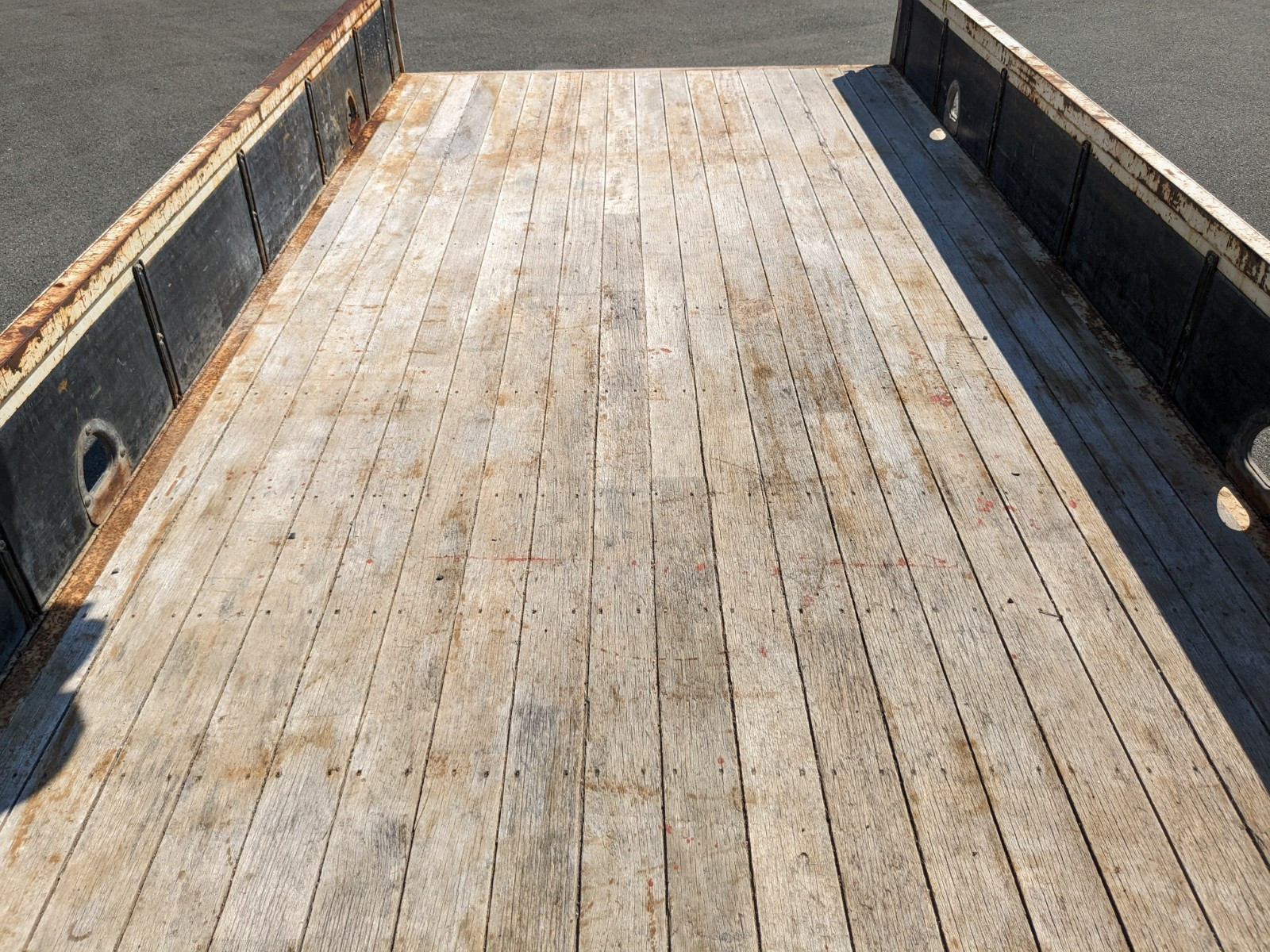 いすゞ フォワード 2PG-FRR90S1(2WD)の写真20