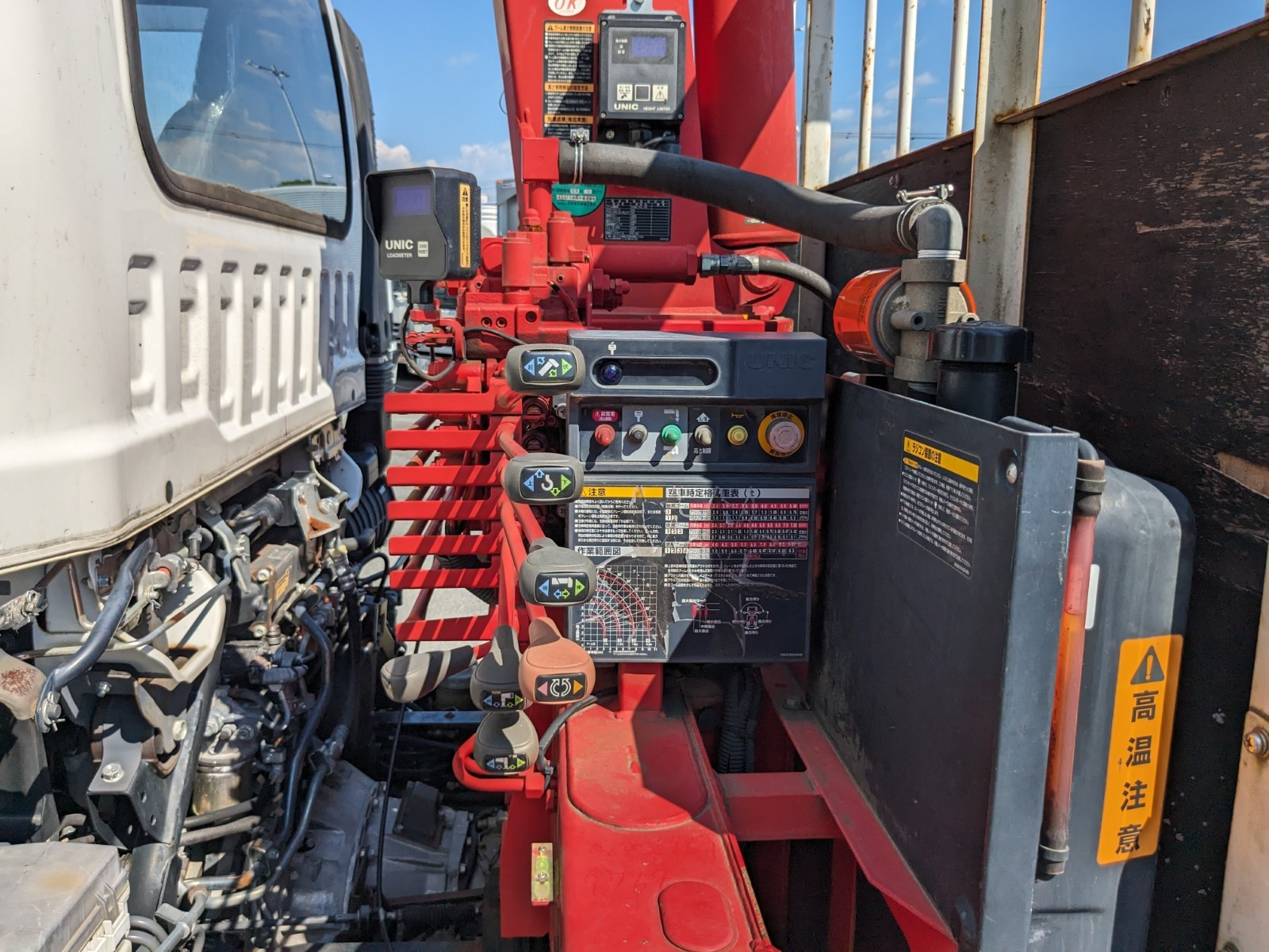 いすゞ フォワード 2PG-FRR90S1(2WD)の写真26