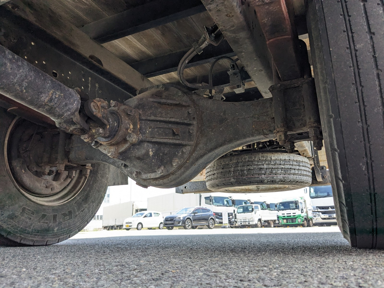 いすゞ フォワード 2PG-FRR90S1(2WD)の写真11