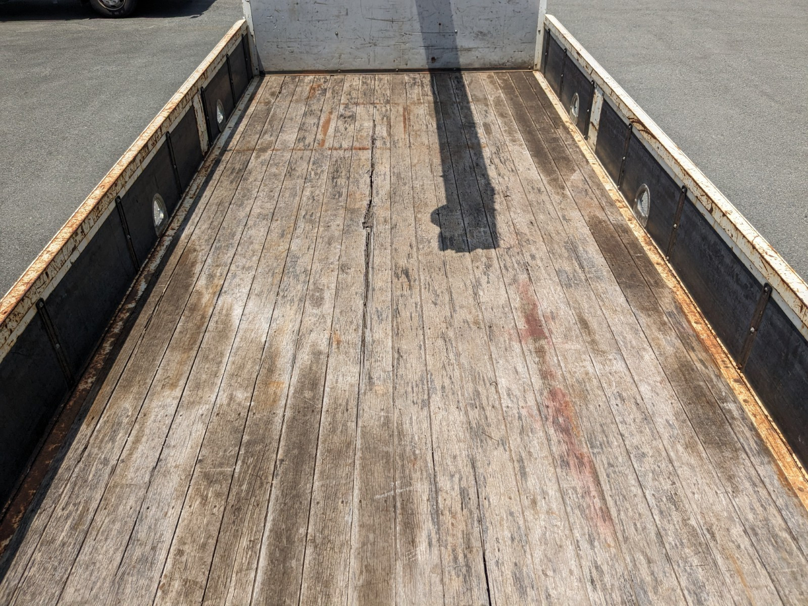 いすゞ フォワード 2PG-FRR90S1(2WD)の写真16