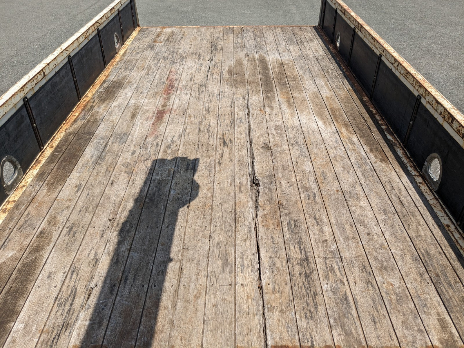 いすゞ フォワード 2PG-FRR90S1(2WD)の写真18