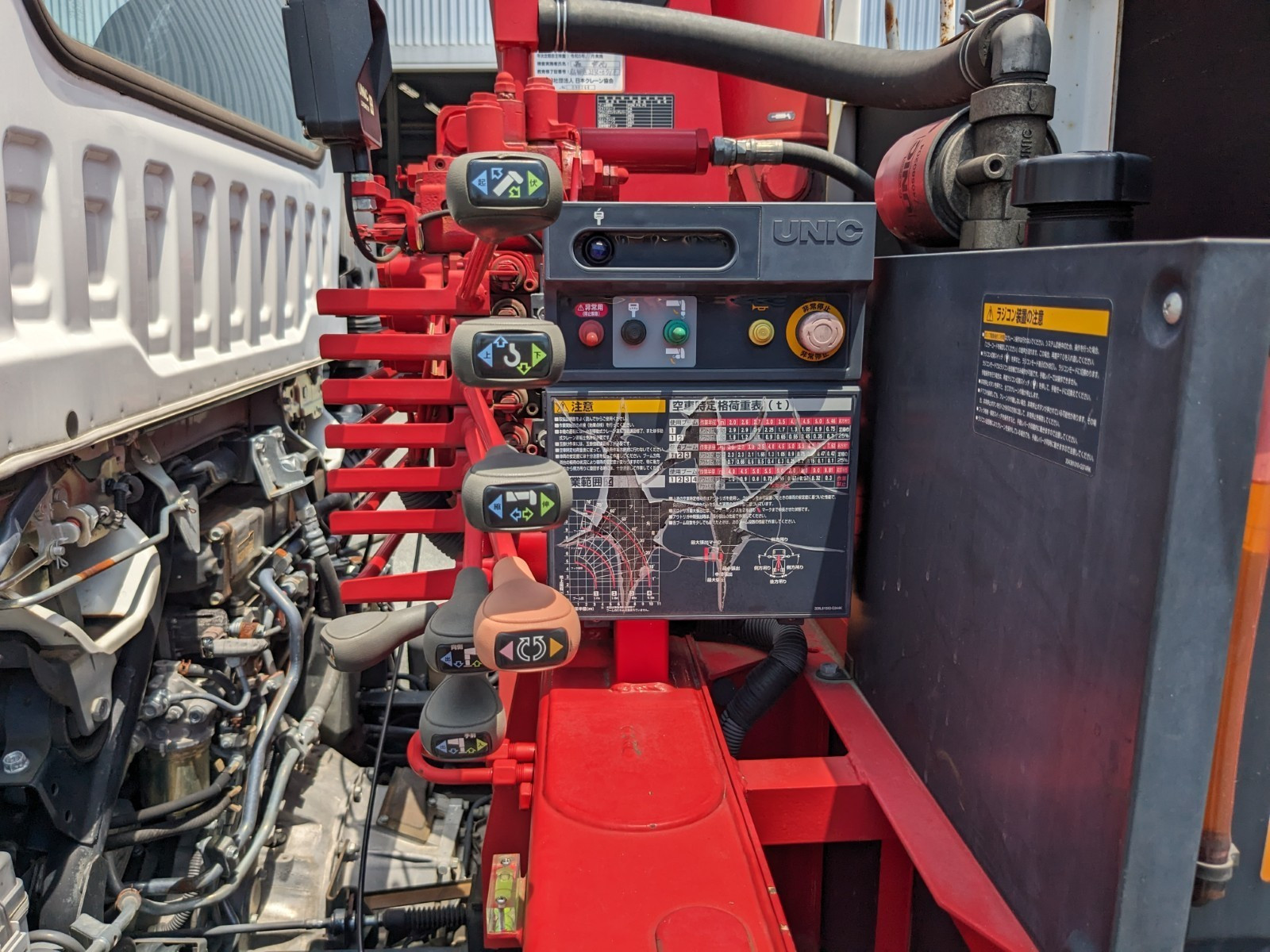 いすゞ フォワード 2PG-FRR90S1(2WD)の写真24