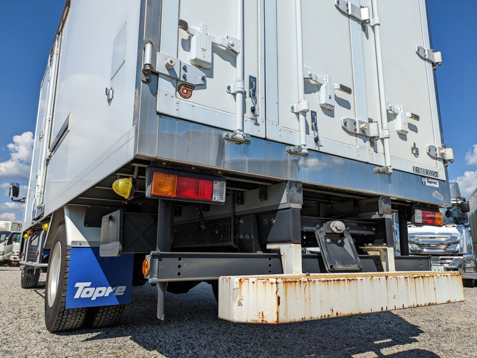 三菱 キャンター TPG-FEB80(2WD)の写真8