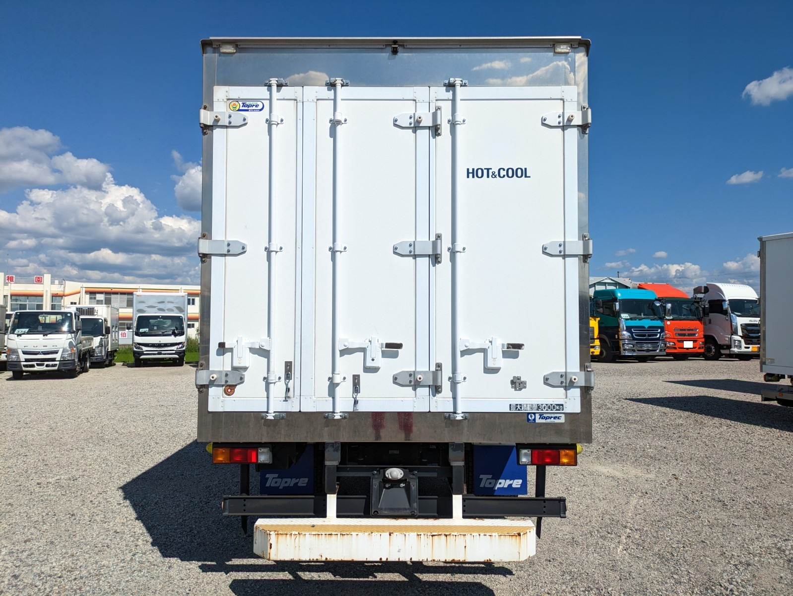 三菱 キャンター TPG-FEB80(2WD)の写真11