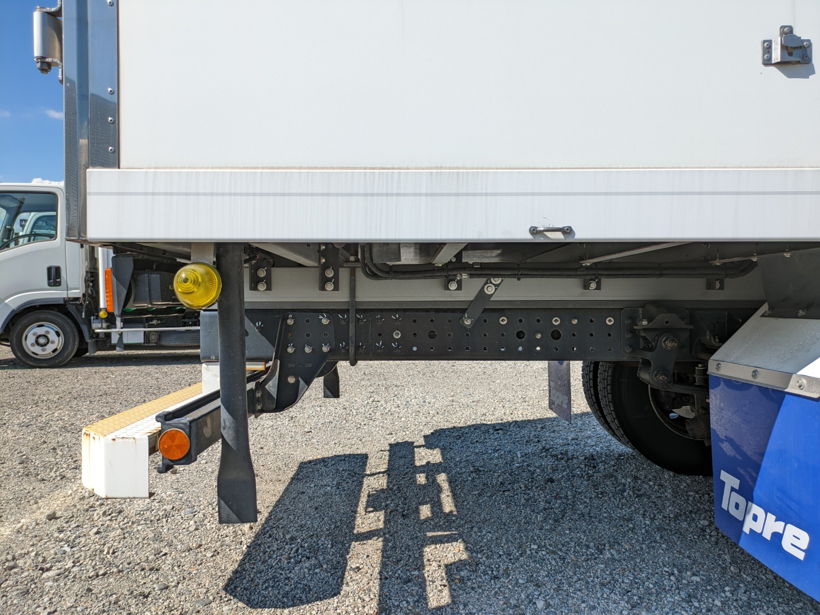 三菱 キャンター TPG-FEB80(2WD)の写真34