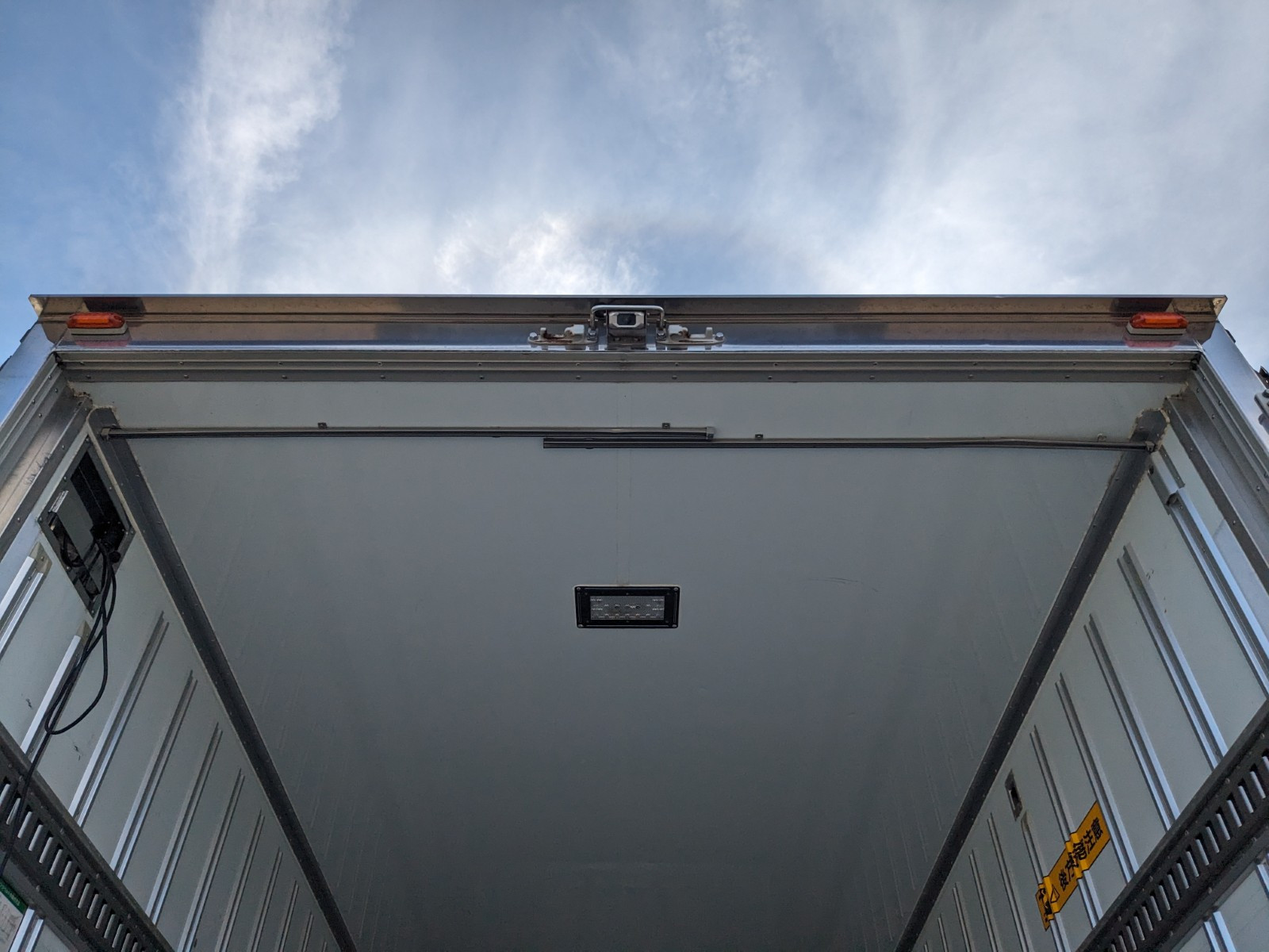 いすゞ フォワード TKG-FRR90S2(2WD)の写真13