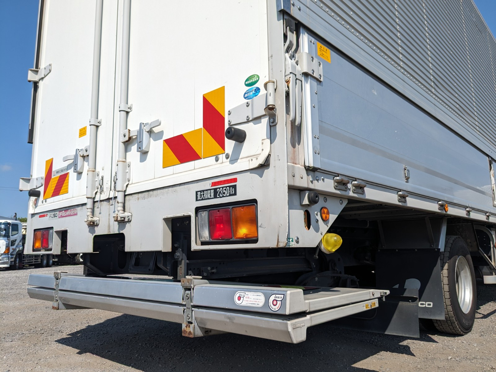 三菱 ファイター 2KG-FK61F(2WD)の写真7