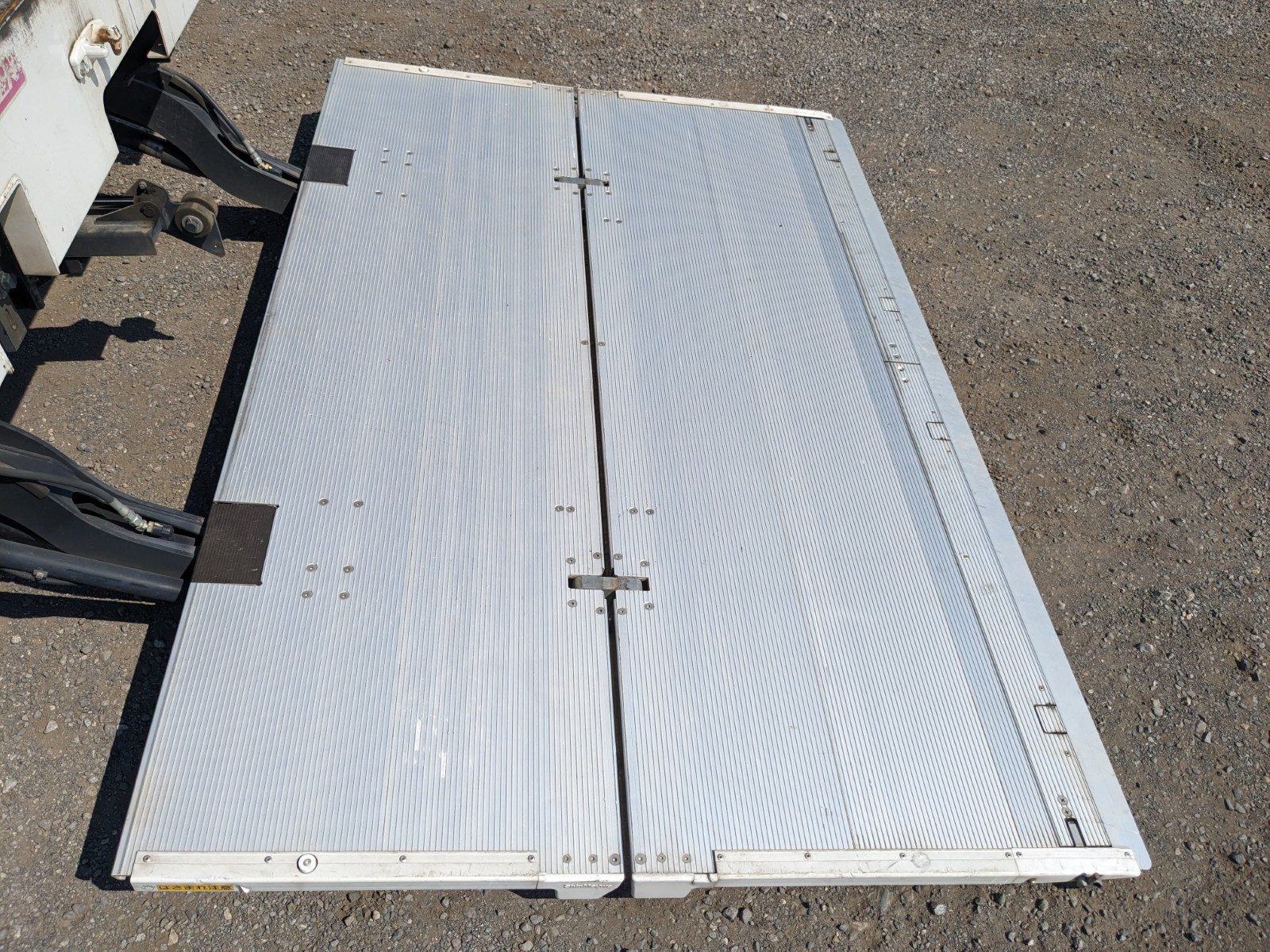 三菱 ファイター 2KG-FK61F(2WD)の写真10