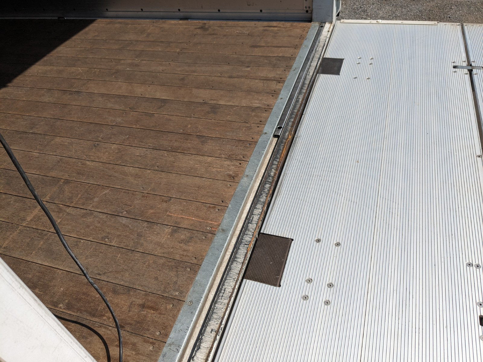 三菱 ファイター 2KG-FK61F(2WD)の写真11