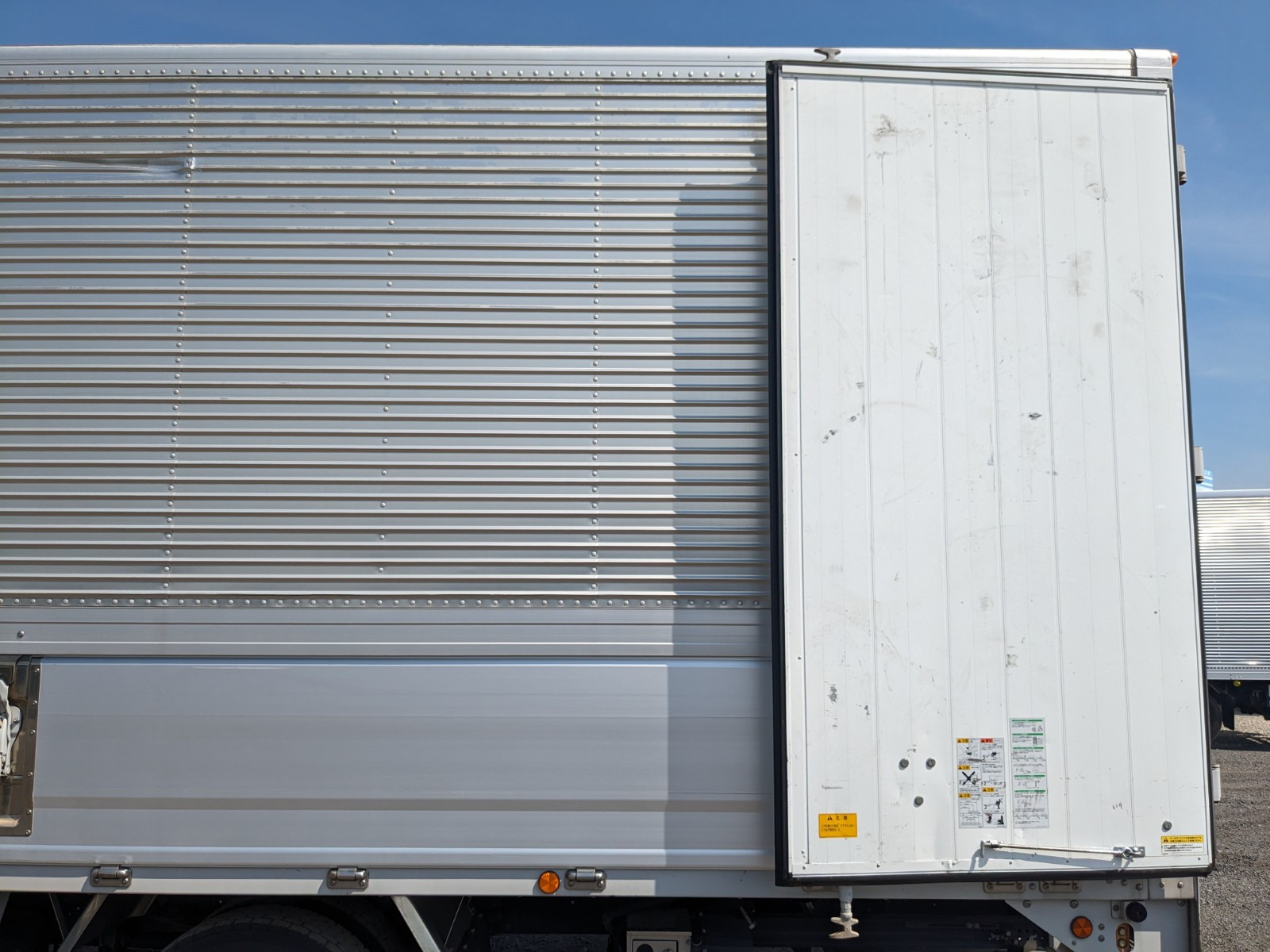 三菱 ファイター 2KG-FK61F(2WD)の写真22