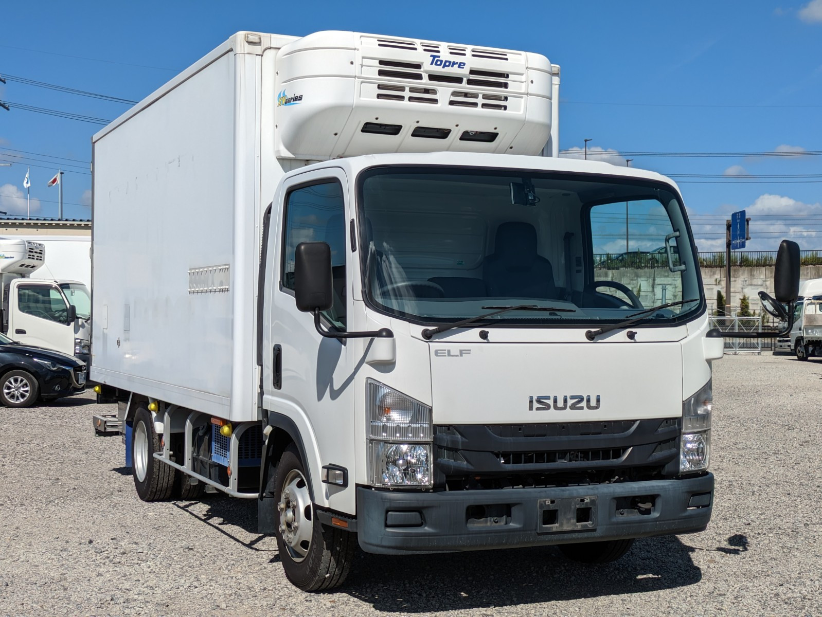 いすゞ エルフ TPG-NPR85AN(2WD)の写真3