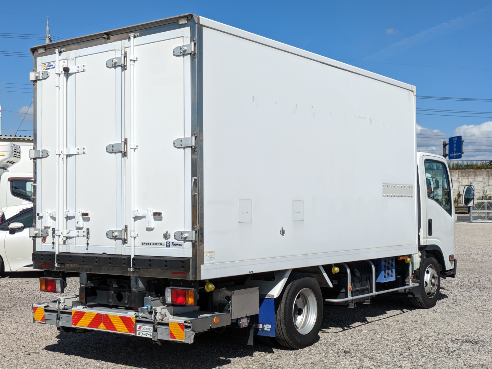 いすゞ エルフ TPG-NPR85AN(2WD)の写真5