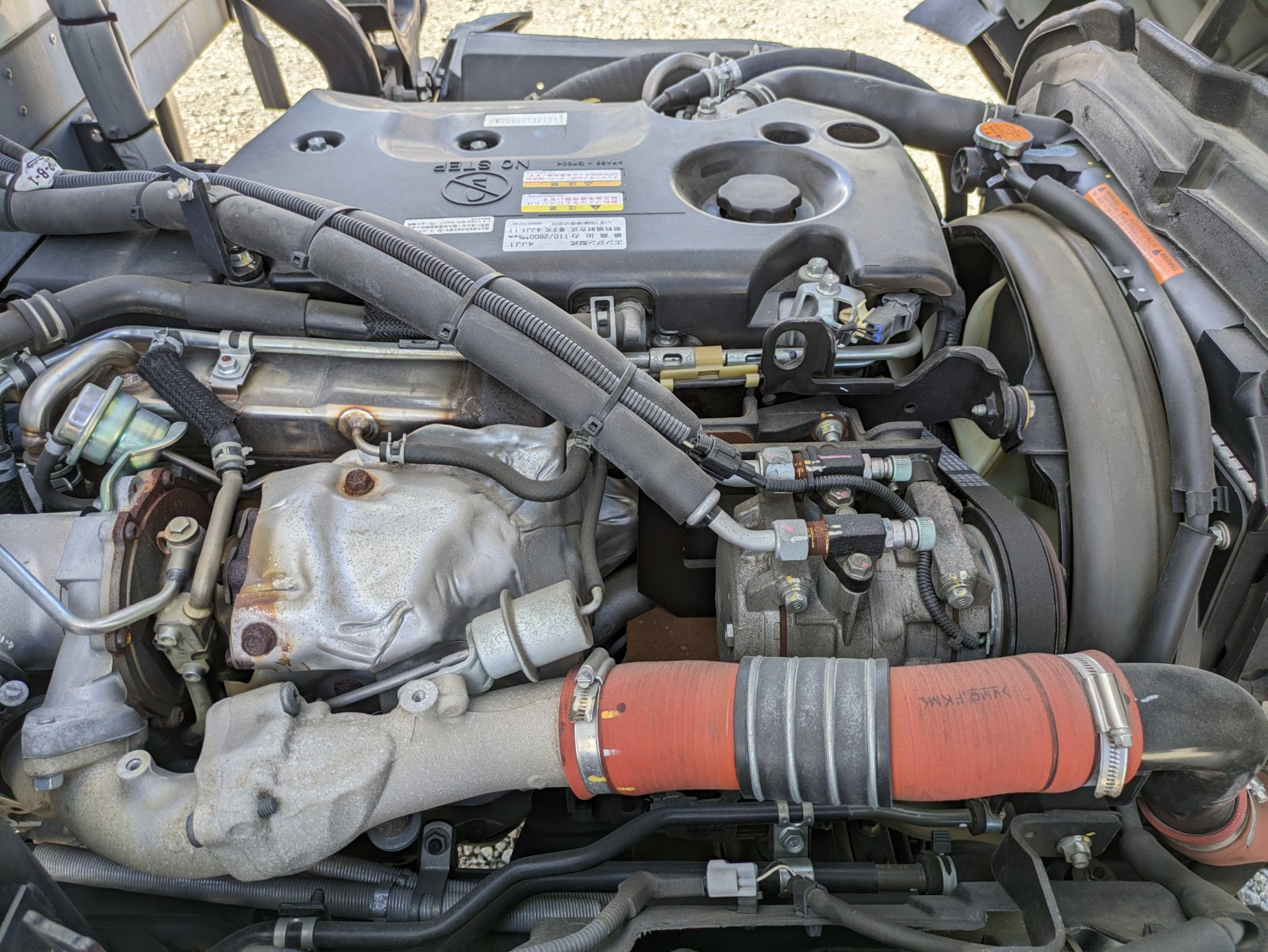 いすゞ エルフ TPG-NPR85AN(2WD)の写真46