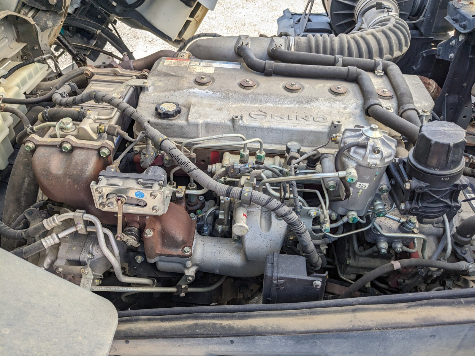 日野 プロフィア QPG-FS1AKDA(6x4)の写真44