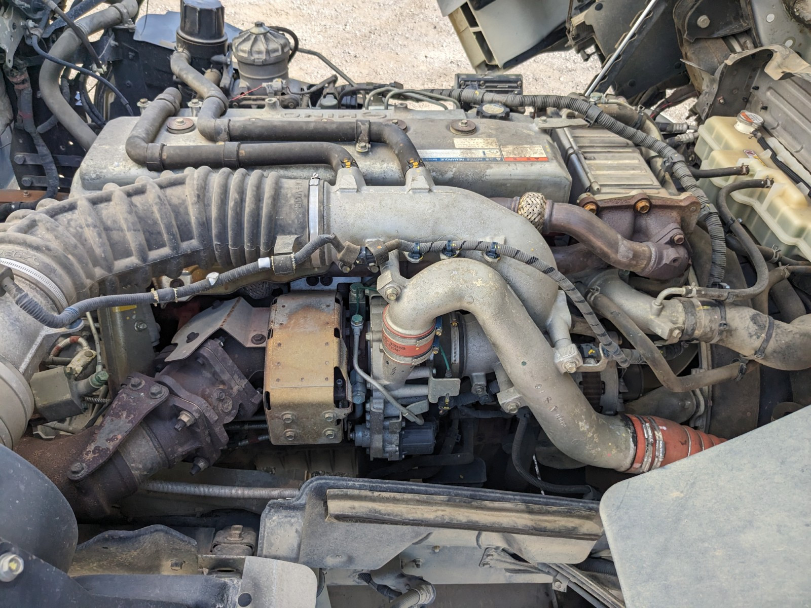 日野 プロフィア QPG-FS1AKDA(6x4)の写真47