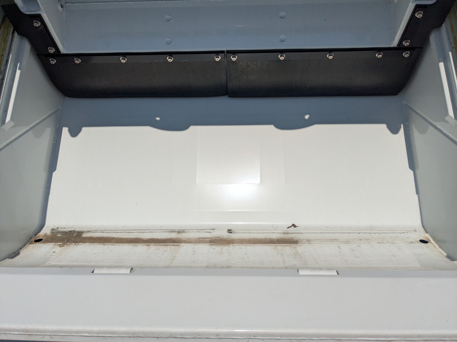 三菱 キャンター 2RG-FEAV0(2WD)の写真12